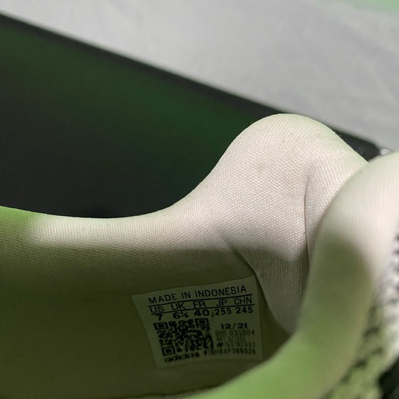 Women’s adidas swift run 22 polka dot size 7 youth women size 9 *BRAND NEW* - Picture 6 of 7